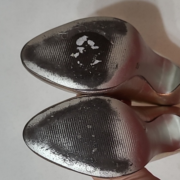 Jessica Simpson gold & silver heels size 8.5 - Picture 9 of 13